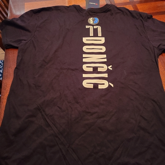 NWT Dallas Mavericks Luka Doncic T-shirt and Hat Bundle - Picture 3 of 10